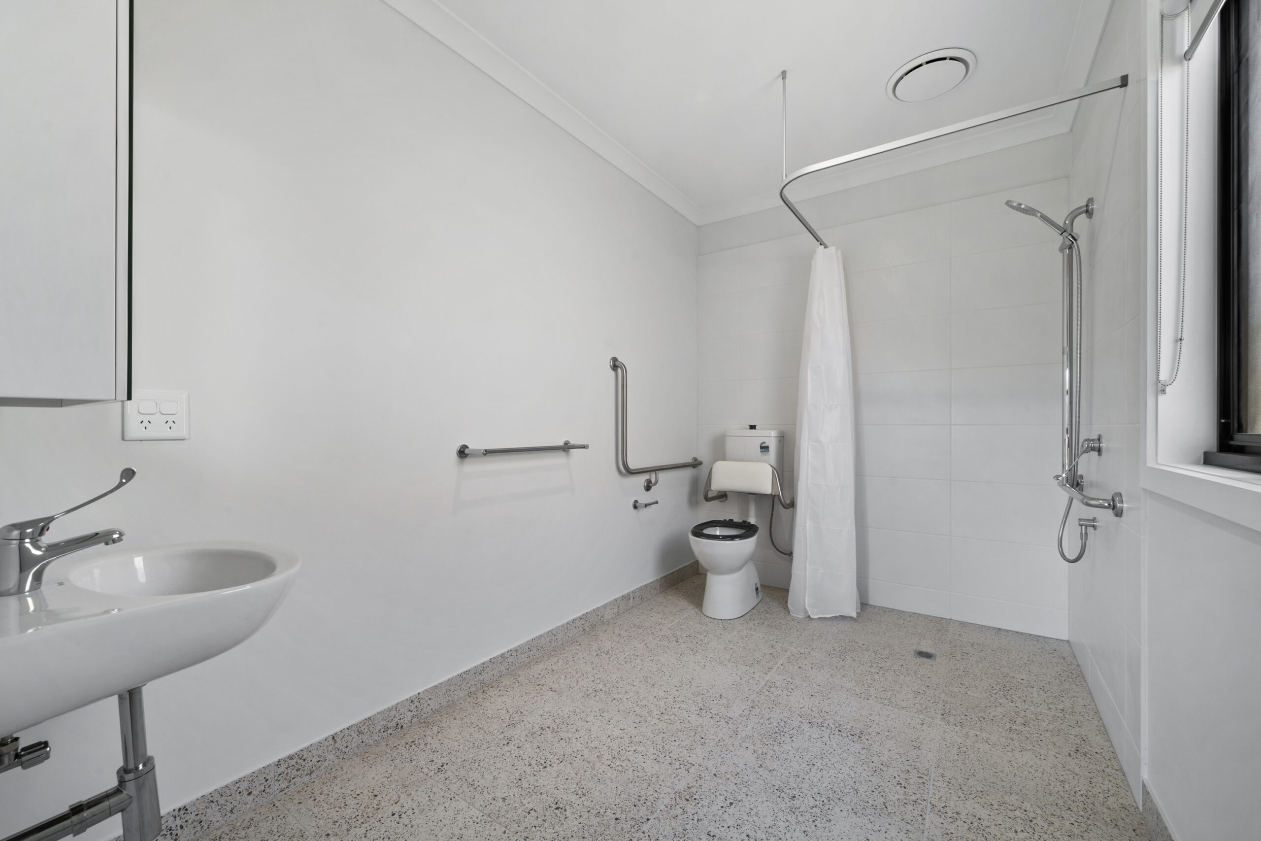 004_Open2view_ID861056