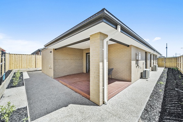 010_Open2view_ID910022-Phoenixjpg